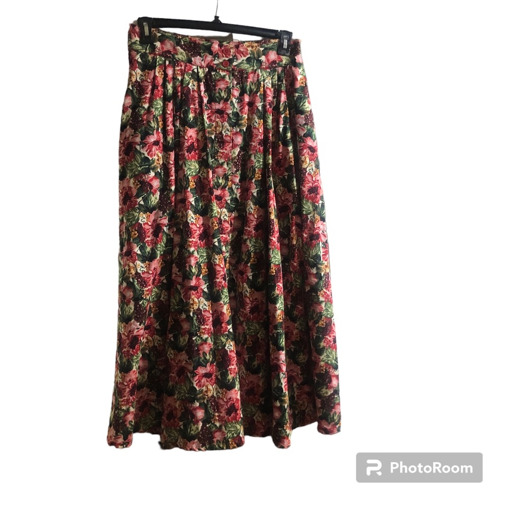 Herman Geist Floral MIDI Full Skirt Pleated Cottage